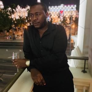 Meet your Posher, Ivory